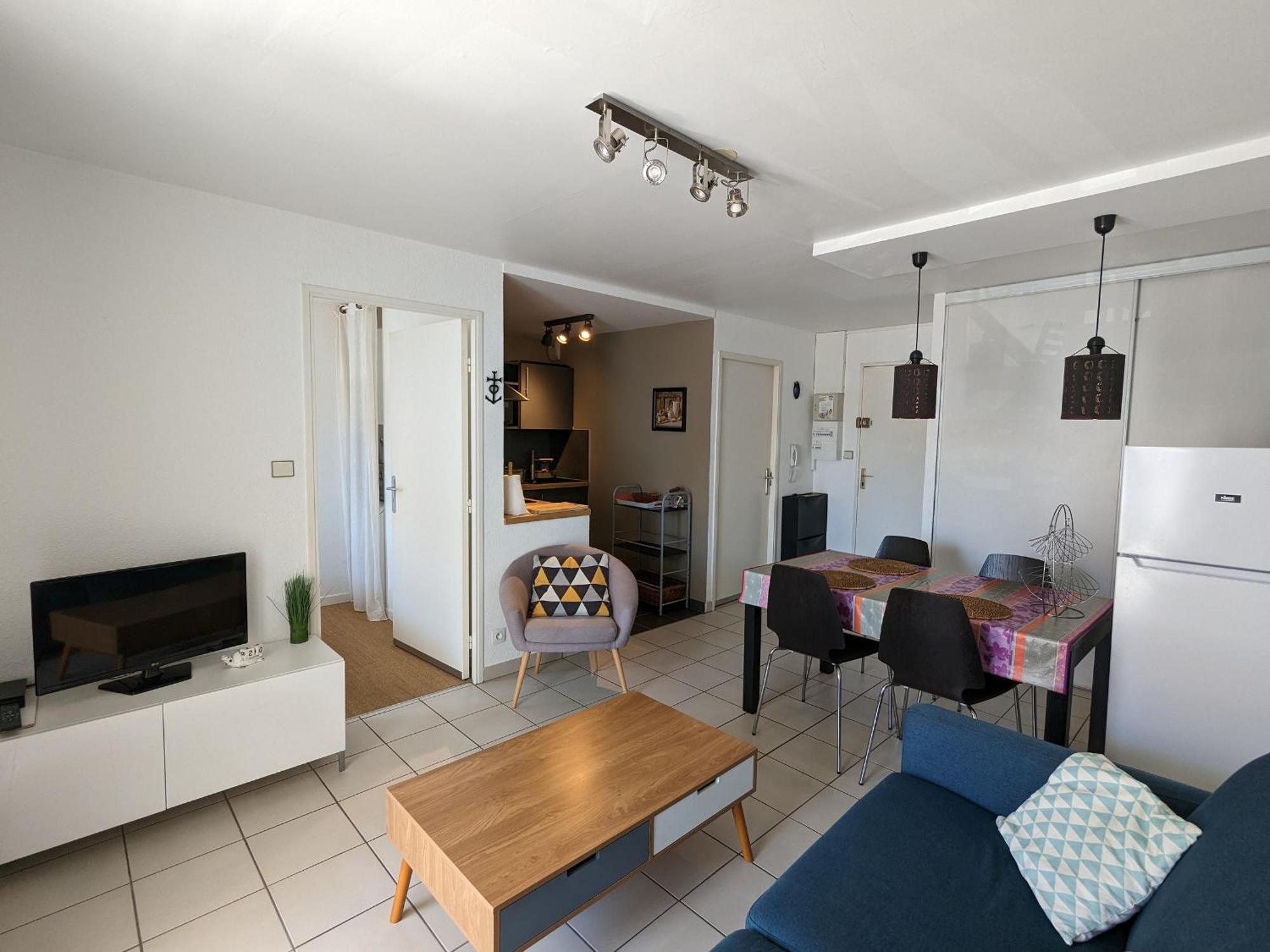 Arcachon Centre : Charmant T2 Avec Loggia, Parking Securise Et Proche Plage - Fr-1-420-61 외부 사진