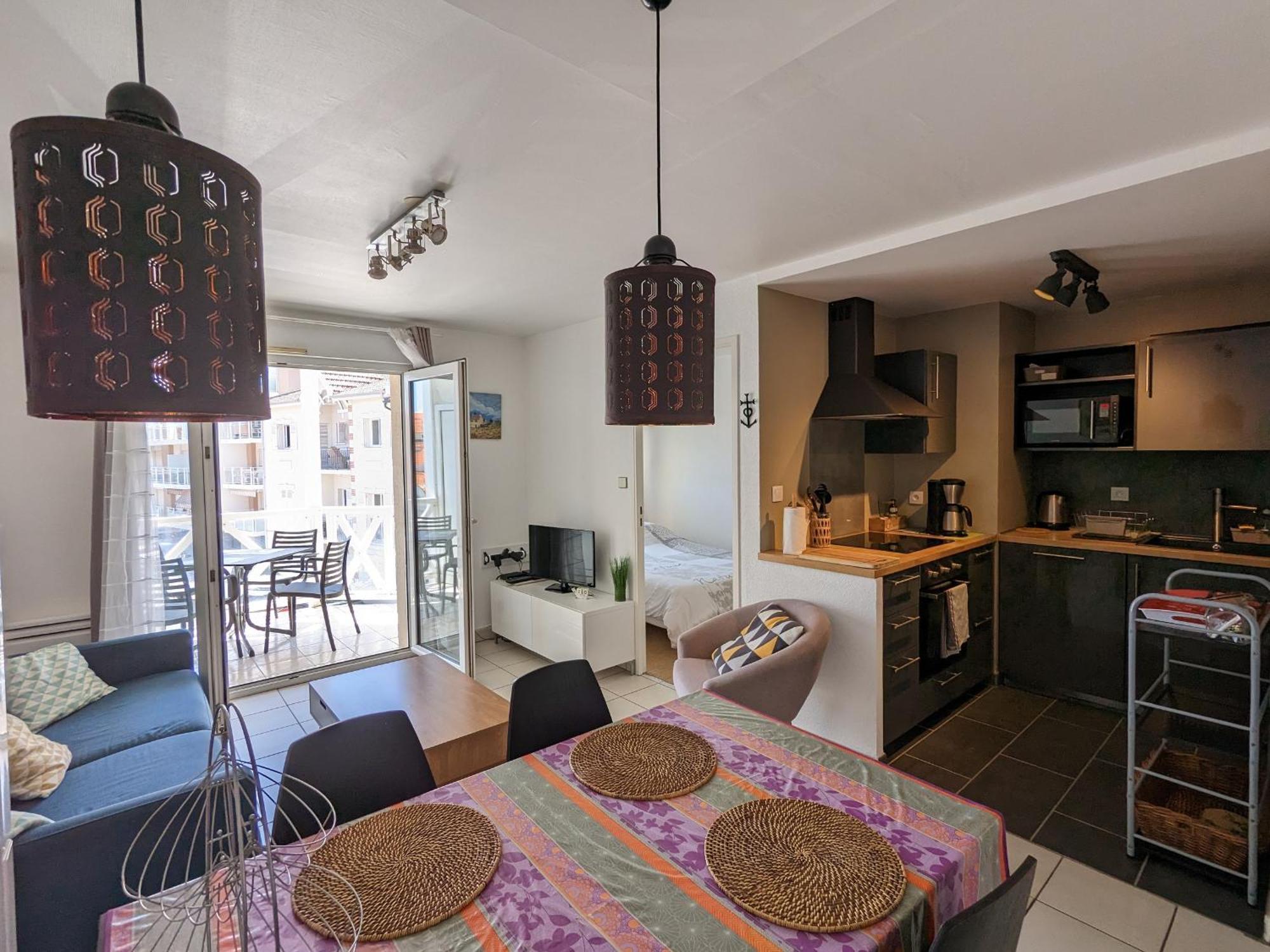 Arcachon Centre : Charmant T2 Avec Loggia, Parking Securise Et Proche Plage - Fr-1-420-61 외부 사진