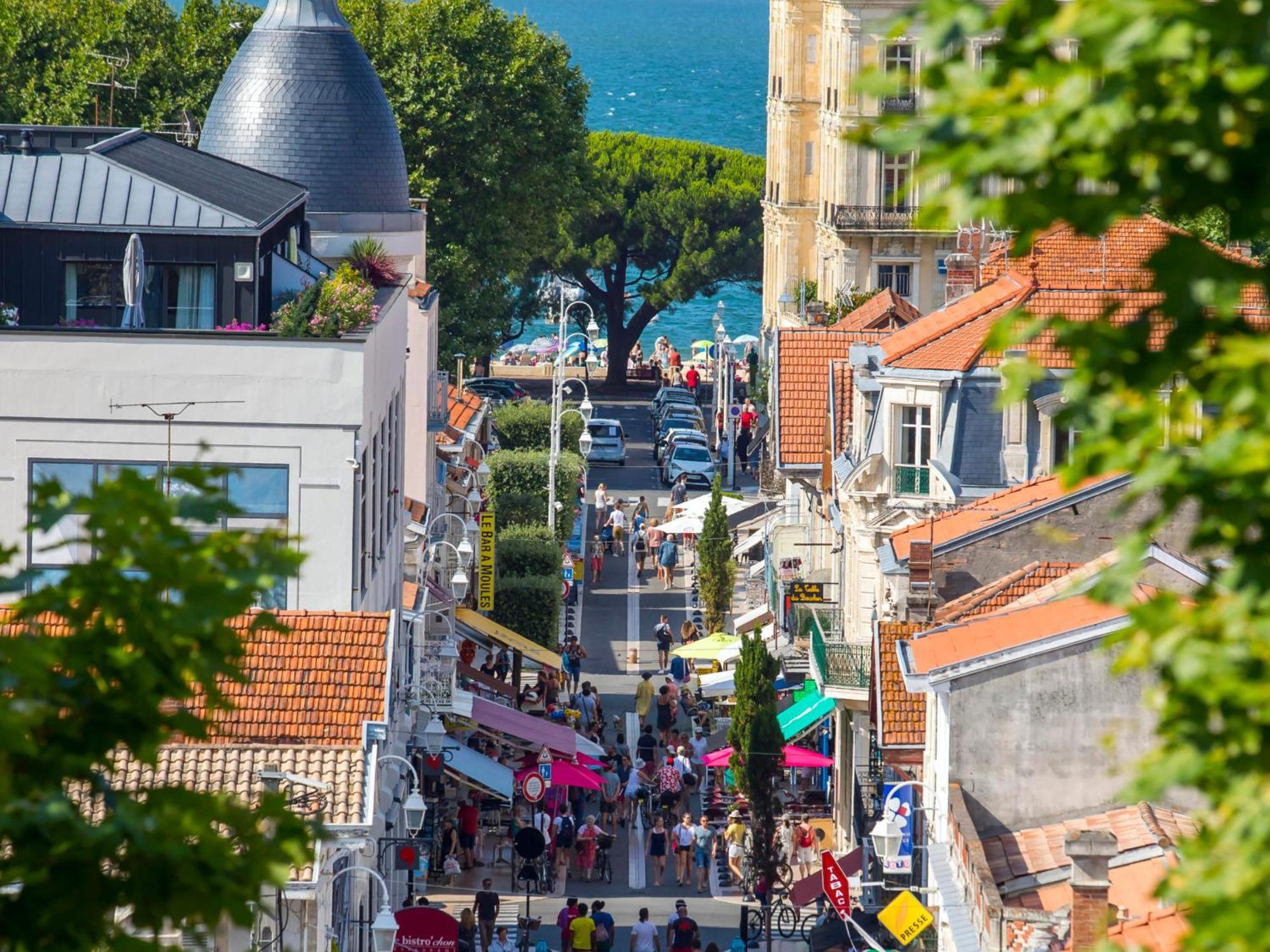Arcachon Centre : Charmant T2 Avec Loggia, Parking Securise Et Proche Plage - Fr-1-420-61 외부 사진